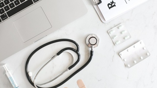 薄毛の原因となるマラセチア菌とは？症状と治療法について紹介